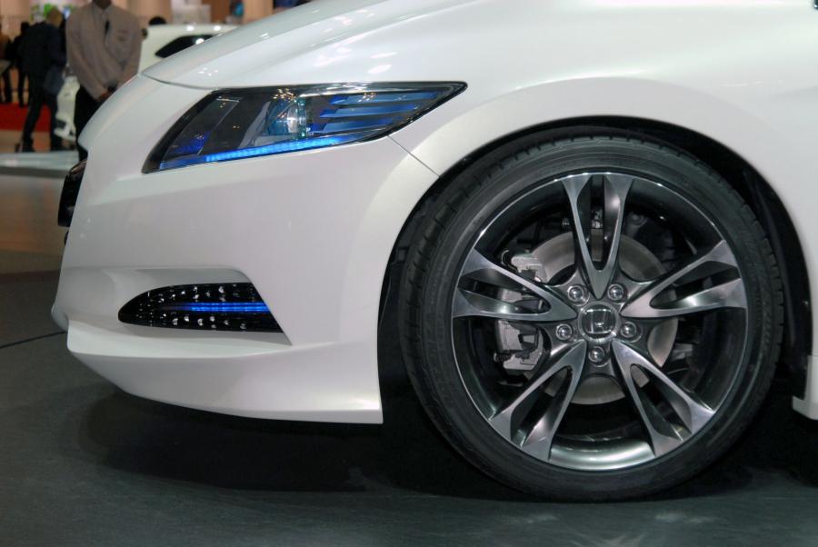  Honda CR-Z Concept 2009 года  (фото 35 из 50)